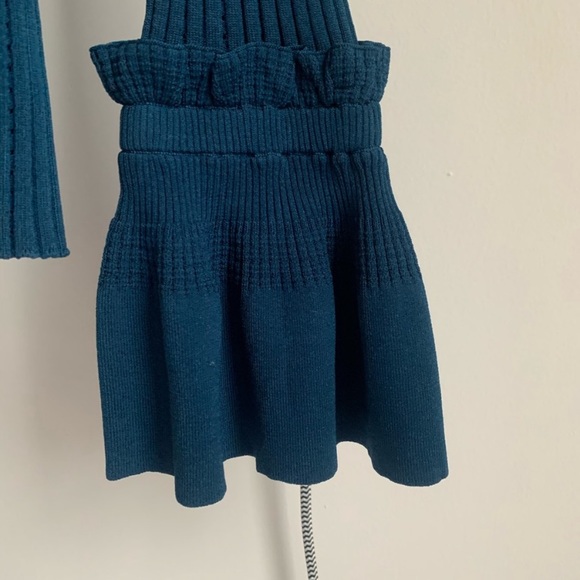 Jonathan Simkhai Bell Sleeve Crew Neck Top - Picture 2 of 3